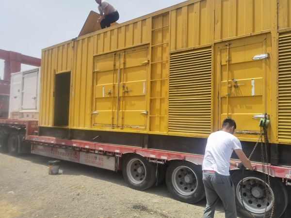 坡头汽油发电机对供油装置的要求