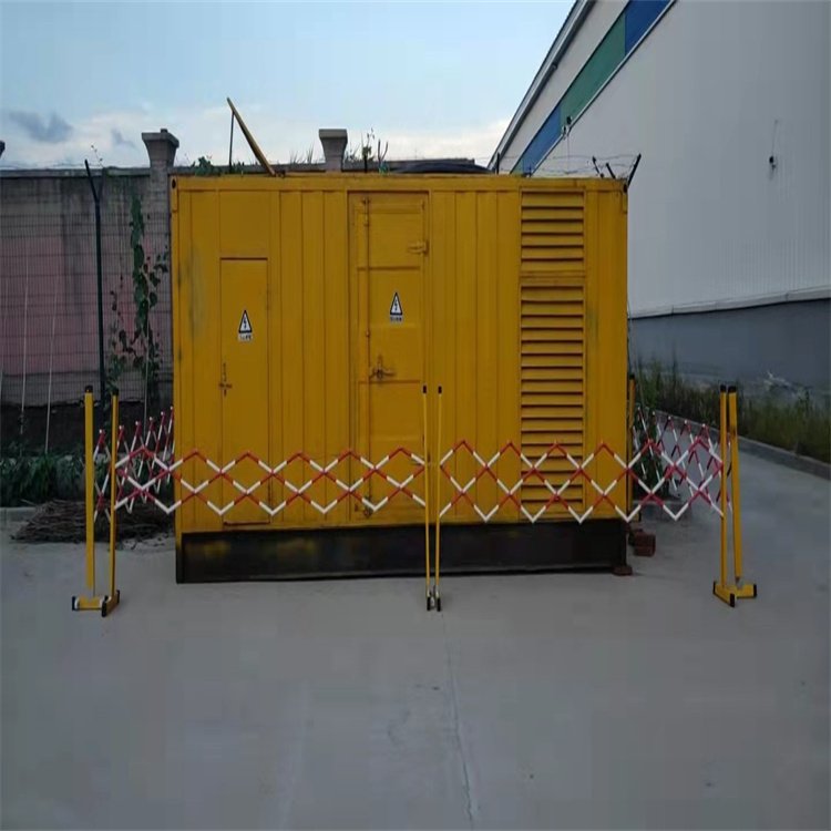 坡头发电机组油箱盖上留出小气孔有什么用？