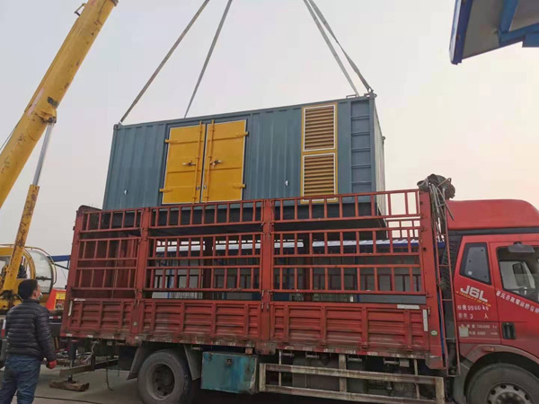 坡头如何根据测量要求选择合适的电压表量程？