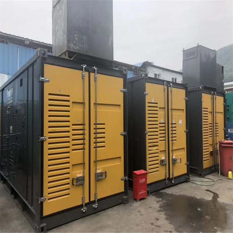 坡头温度变化对不同类型欠压保护装置的可靠性影响有何差异？